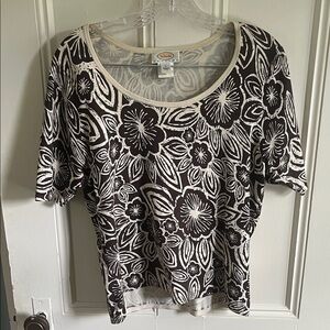 Talbots Monochrome Floral Short Sleeve Tee